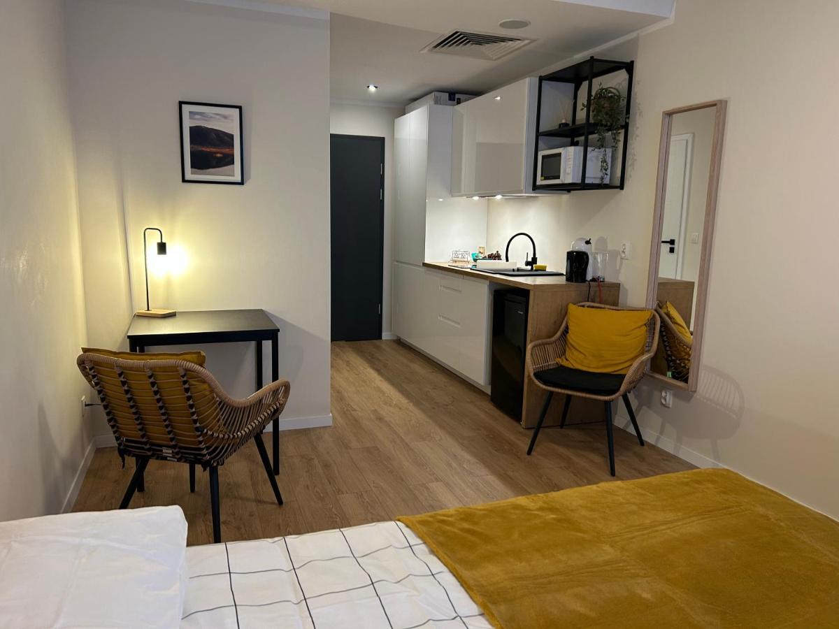 Apartamenty Pl. Wolnosci 6 Poznan Bagian luar foto
