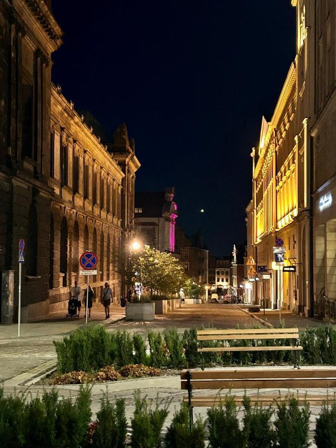 Apartamenty Pl. Wolnosci 6 Poznan Bagian luar foto